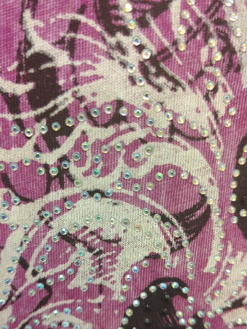 Vocal Magenta Graphic Tank with Embellished  Details And Lace Side Panels - Picture 6 of 10